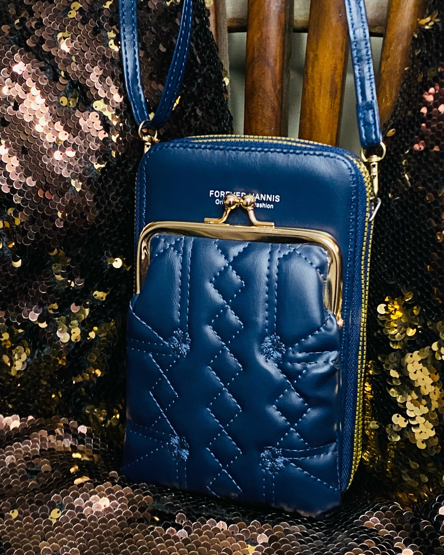 Elegant Women's Clutch – Compact Blue Crossbody Handbag with Gold Zipper & Stylish Design